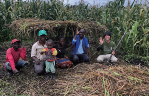 ザンビアNgulula村で農家と堆肥づくり（樋水秀樹さん）2