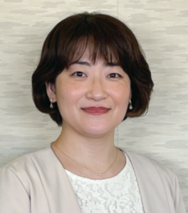 池田亜希子さん（2000年法学部卒業、2008年より法学部非常勤講師（中国語））