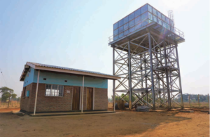 マラウイ（2016年）ODAにより高架水槽と管路給水設備を建設